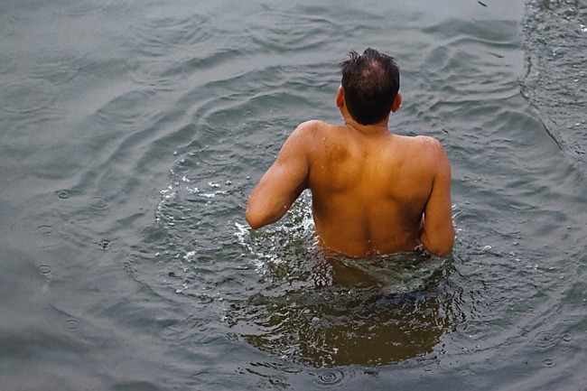 Varasani-Promenade sur le Gange-002